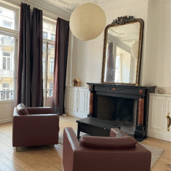 Passa Porta Writers' Residency 2027, Brussels — Four Weeks in a 90 m² Art Deco Flat with Weekly Allowance for Dutch-Language Authors